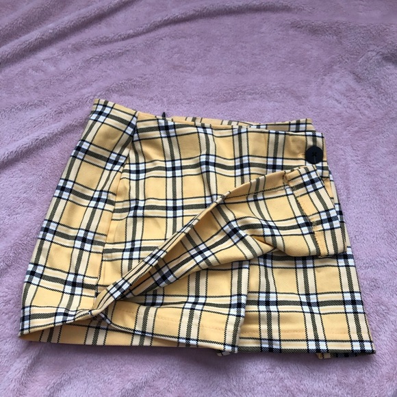 Skort - Picture 3 of 3